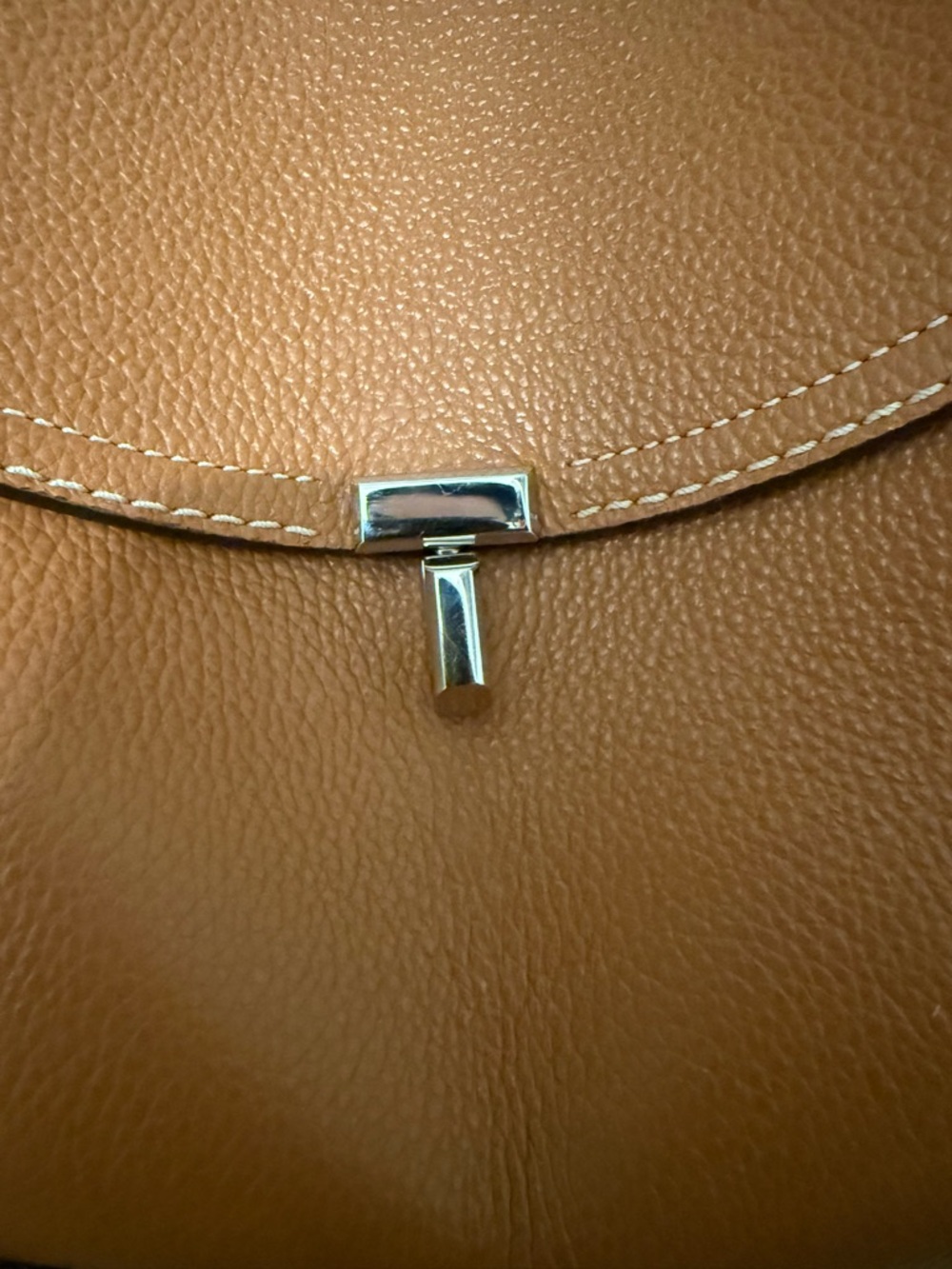 Toteme tan Pebbled Leather Shoulder Bag - Picture 5 of 16